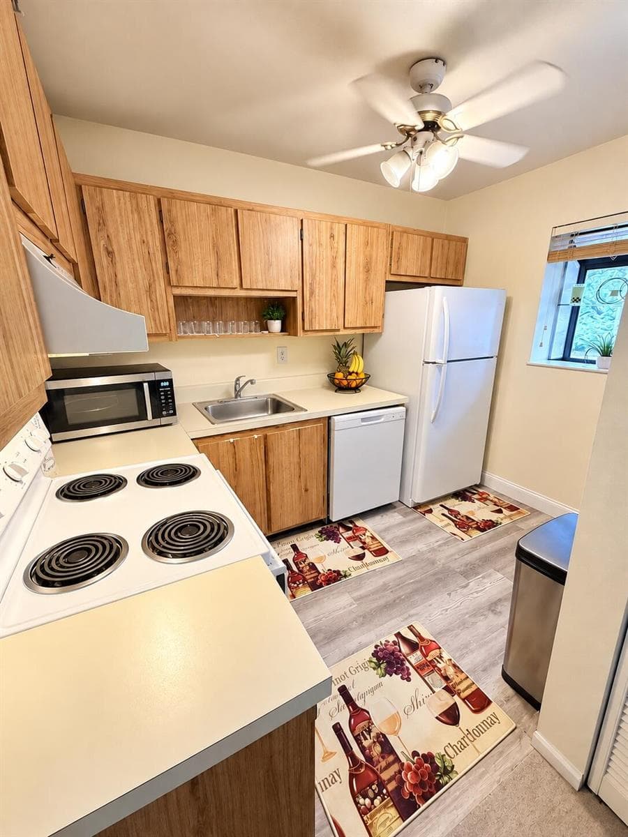 101 Gardens Drive # 206, Pompano Beach FL 33069