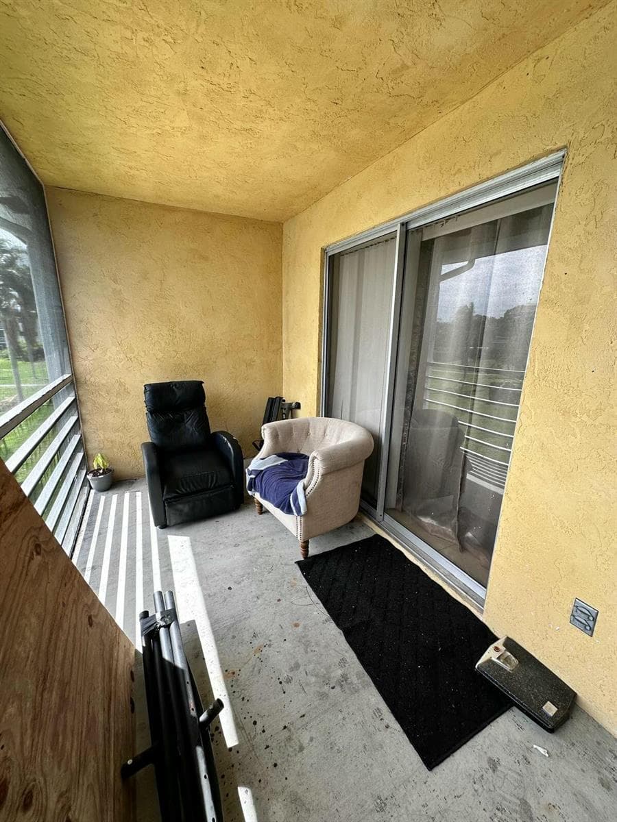 2200 Springdale Boulevard # 303, Palm Springs FL 33461