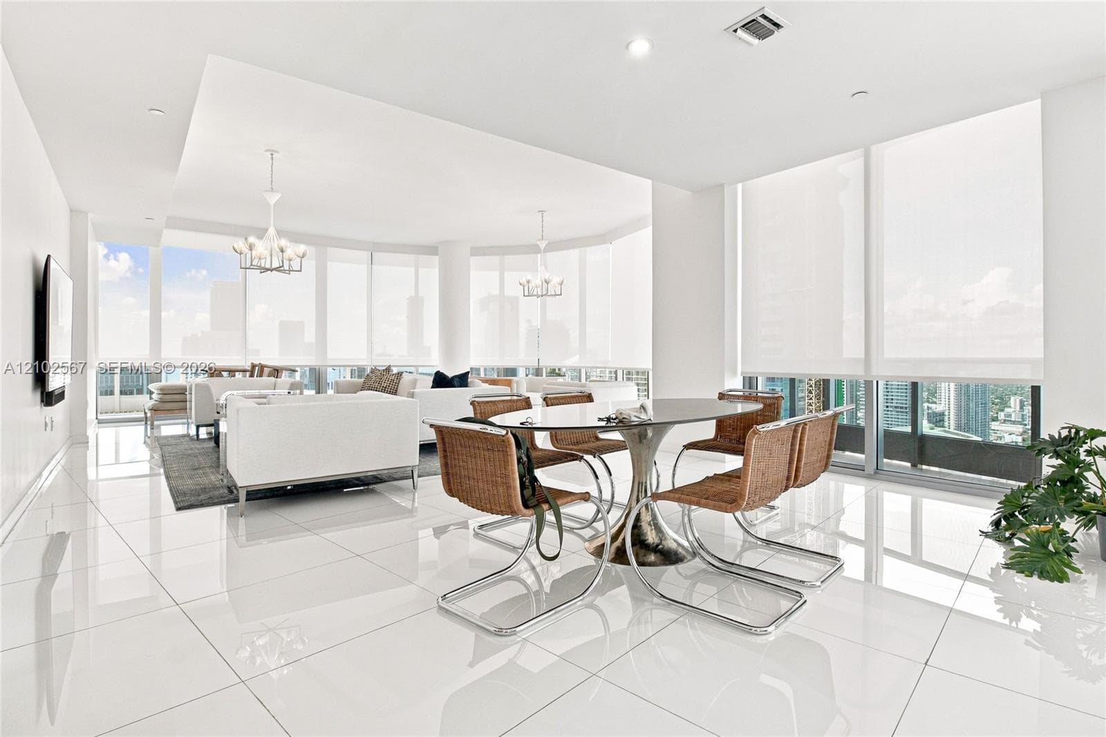 200 Biscayne Boulevard Way # 5302, Miami FL 33131