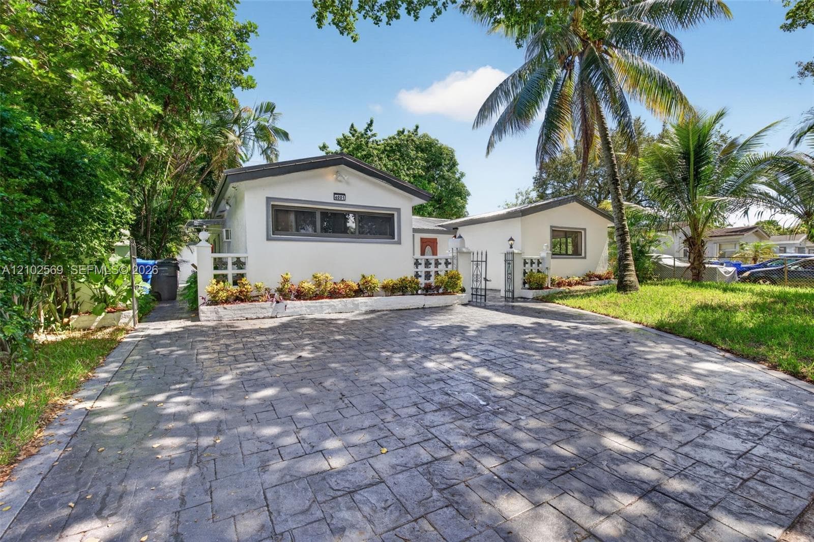 4001 N 66th Ave, Hollywood FL 33024