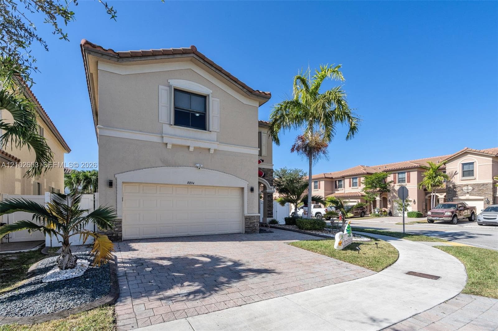 8894 W 34th Ave, Hialeah FL 33018