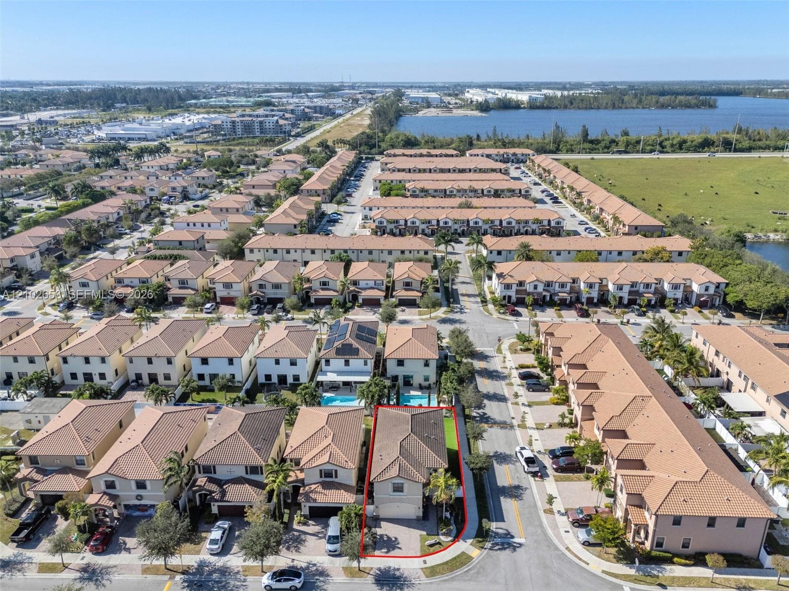 8894 W 34th Ave, Hialeah FL 33018
