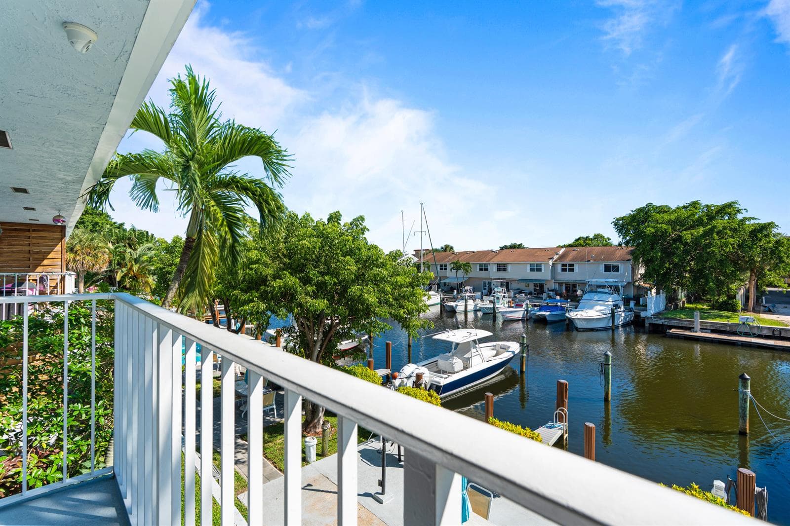 2400 NE 16TH Street # 212, Pompano Beach FL 33062