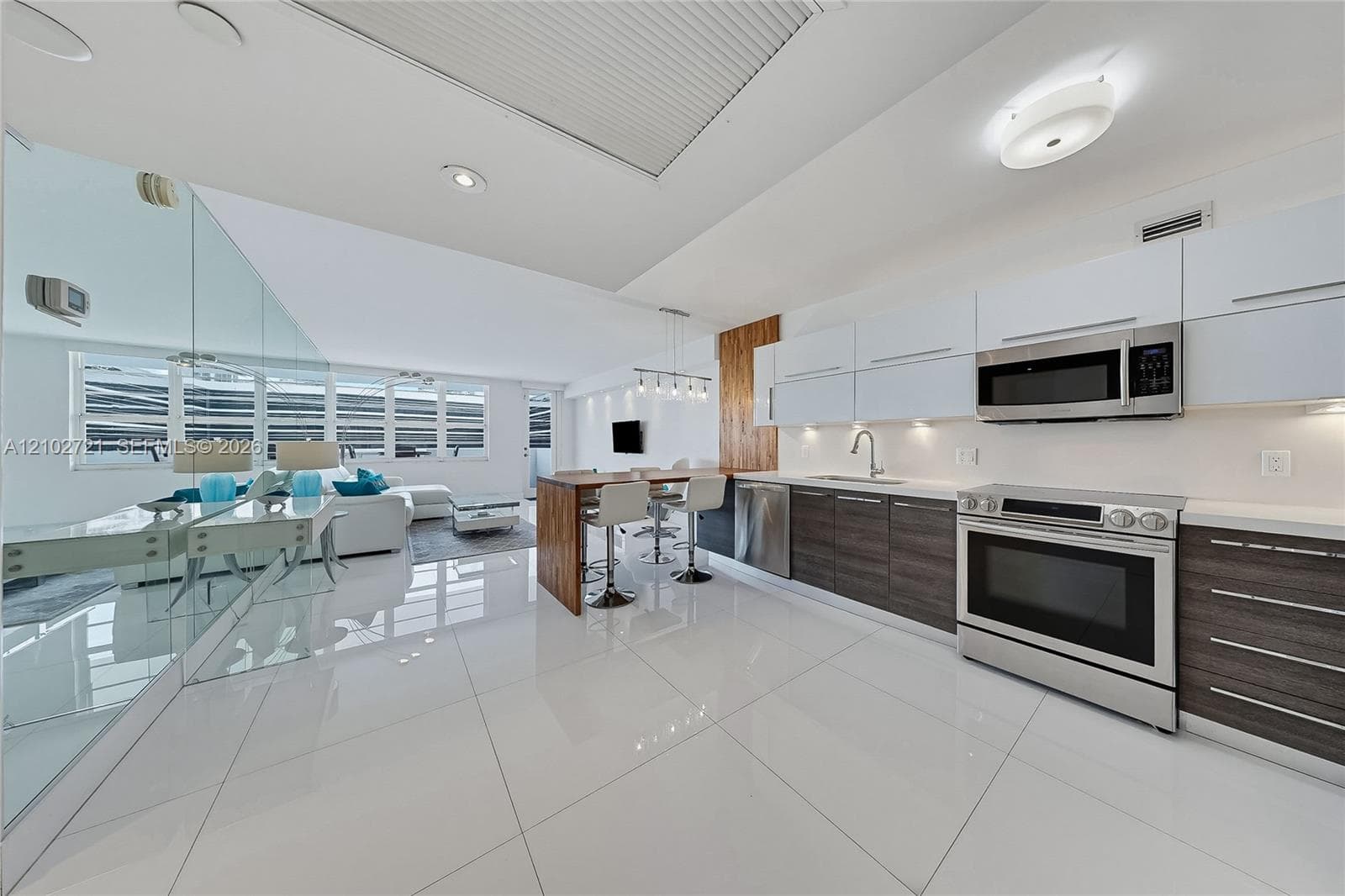 100 Lincoln Rd # 1008, Miami Beach FL 33139