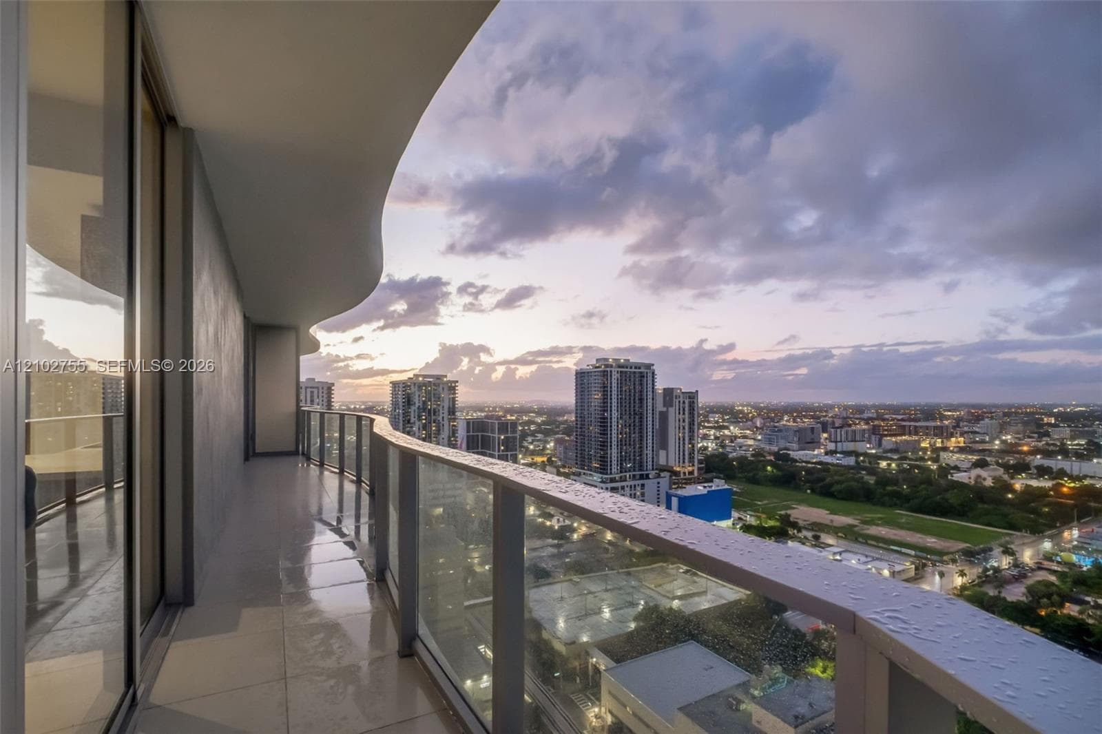 1400 Biscayne Blvd # 2906, Miami FL 33132