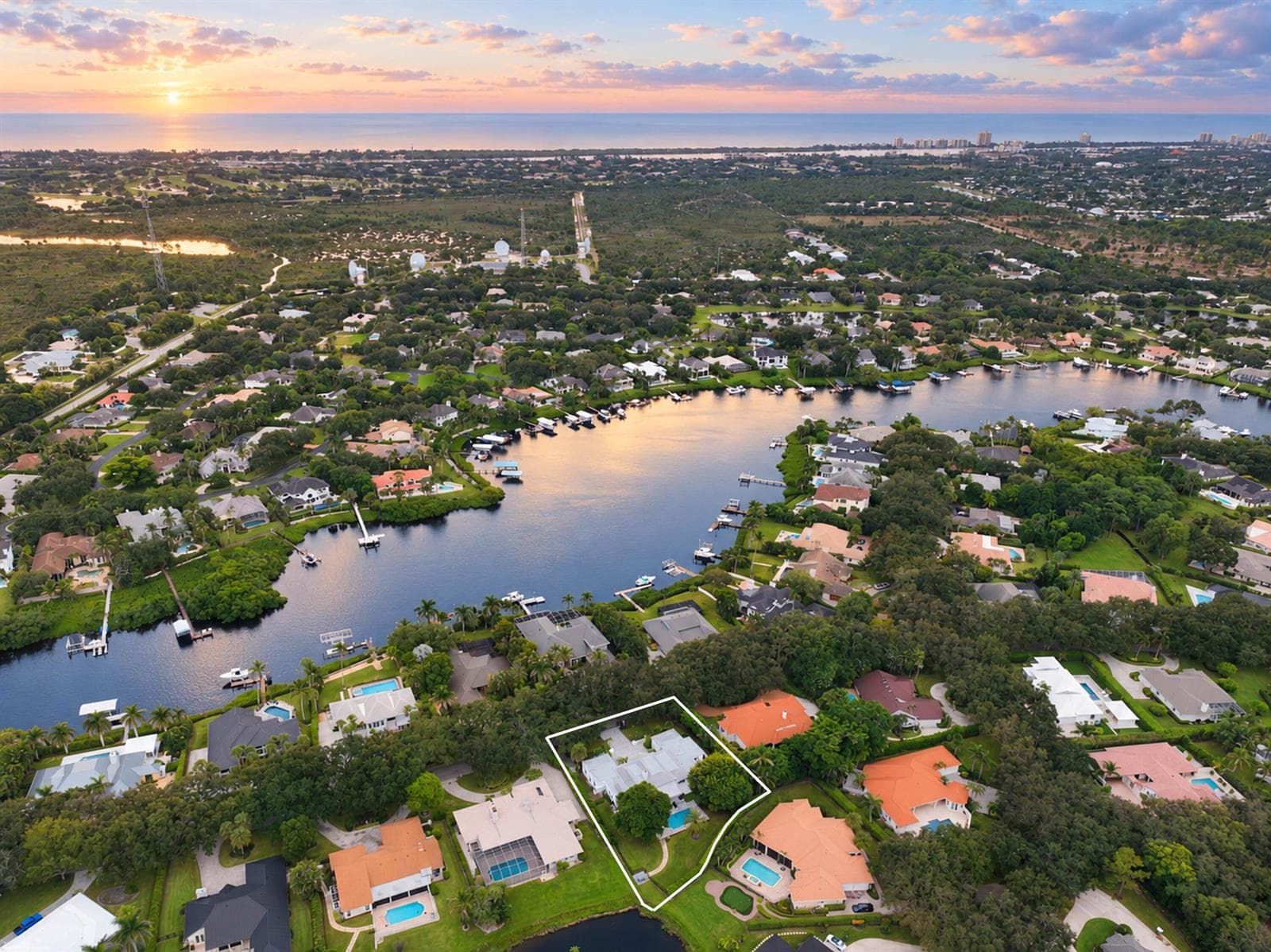 18397 SE HERITAGE Drive, Jupiter FL 33469