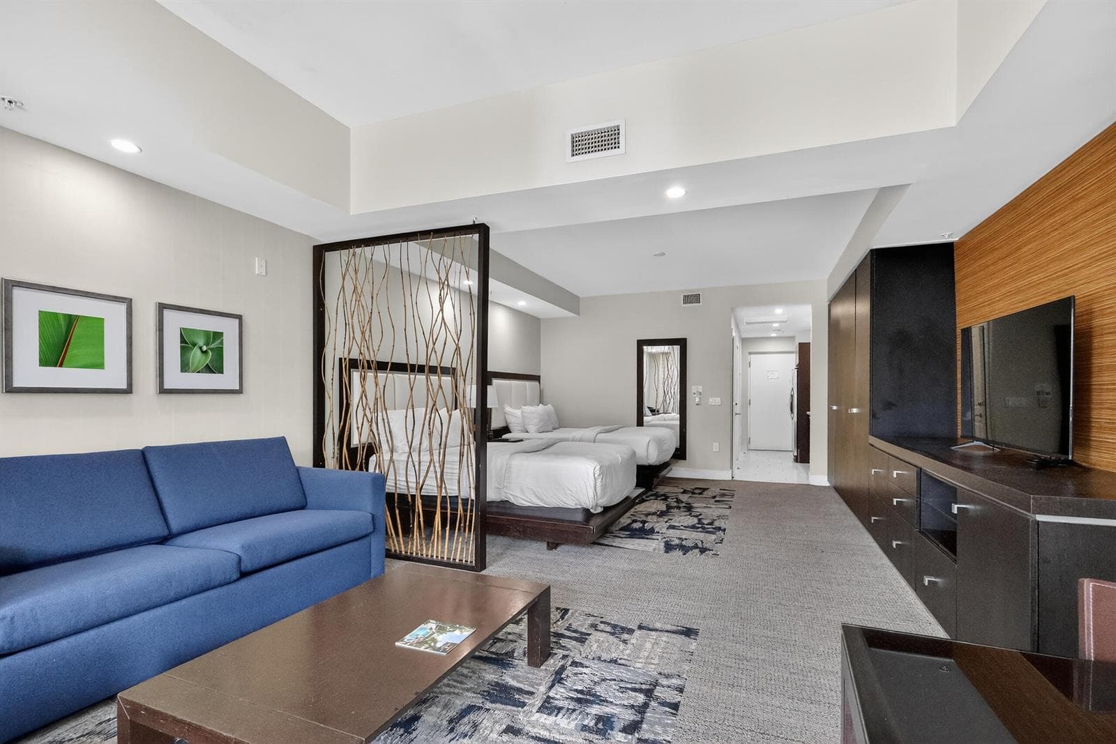 5300 NW 87TH Avenue # 1215, Doral FL 33178