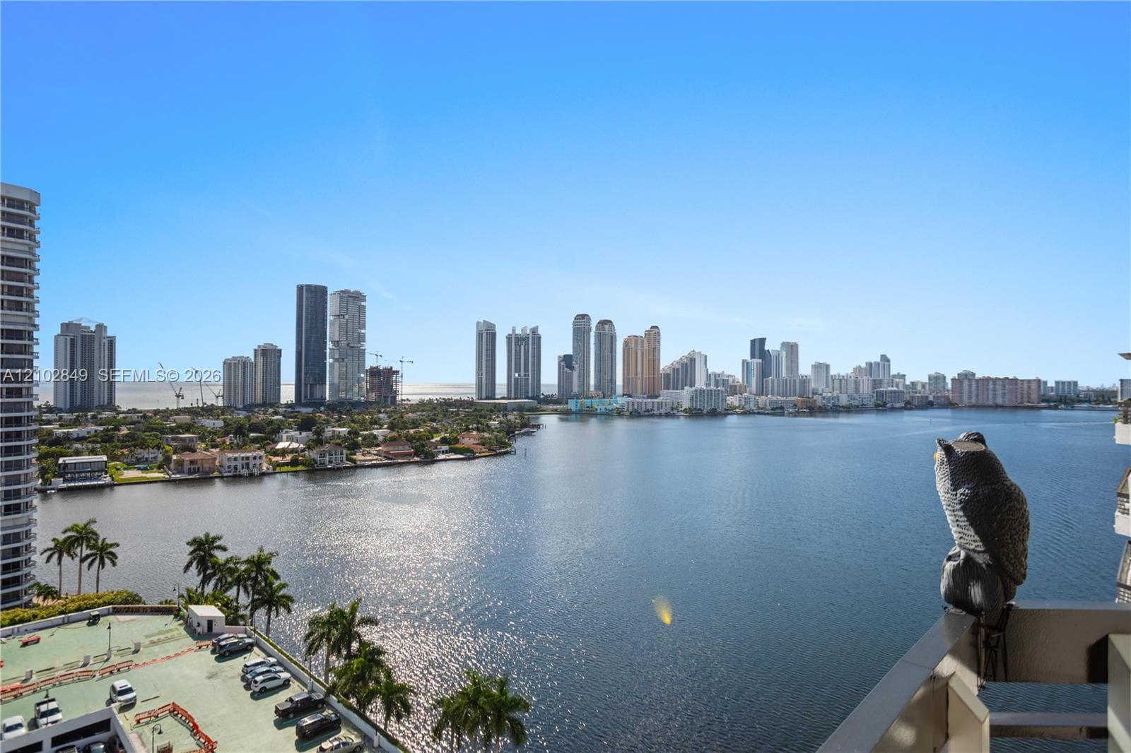 3600 Mystic Pointe Dr # 16, Aventura FL 33180