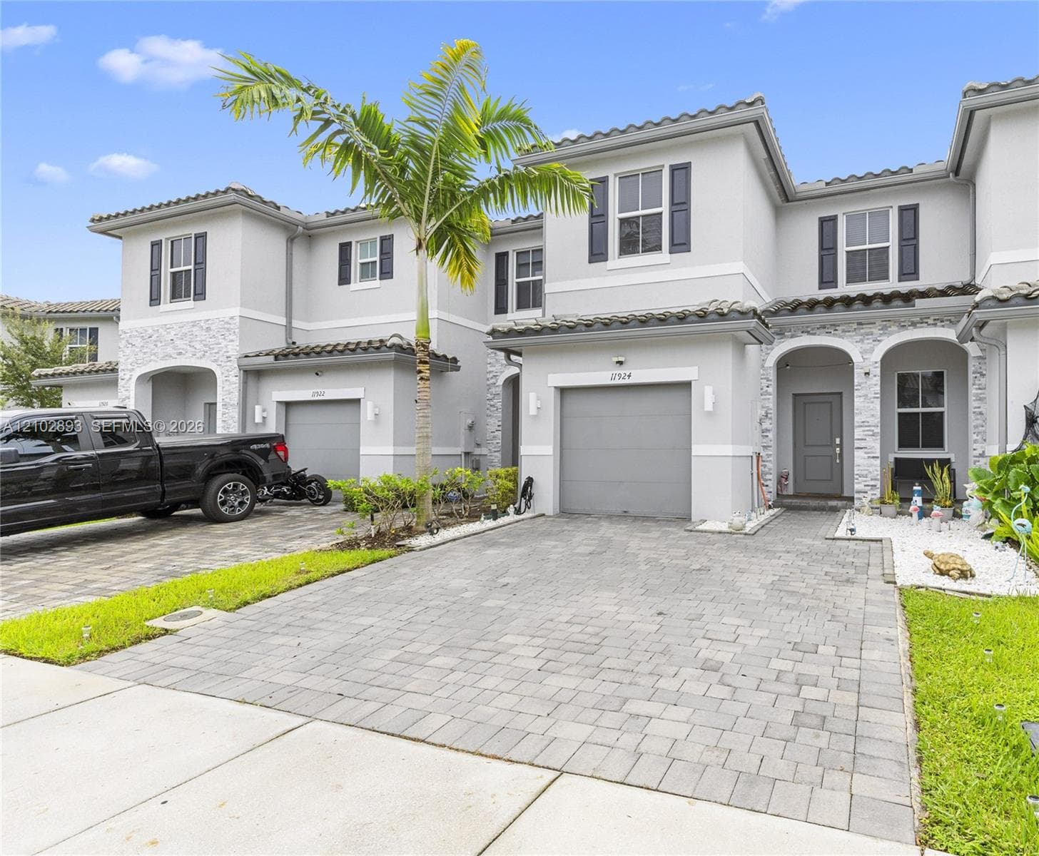 11924 NW 47th Mnr, Coral Springs FL 33076