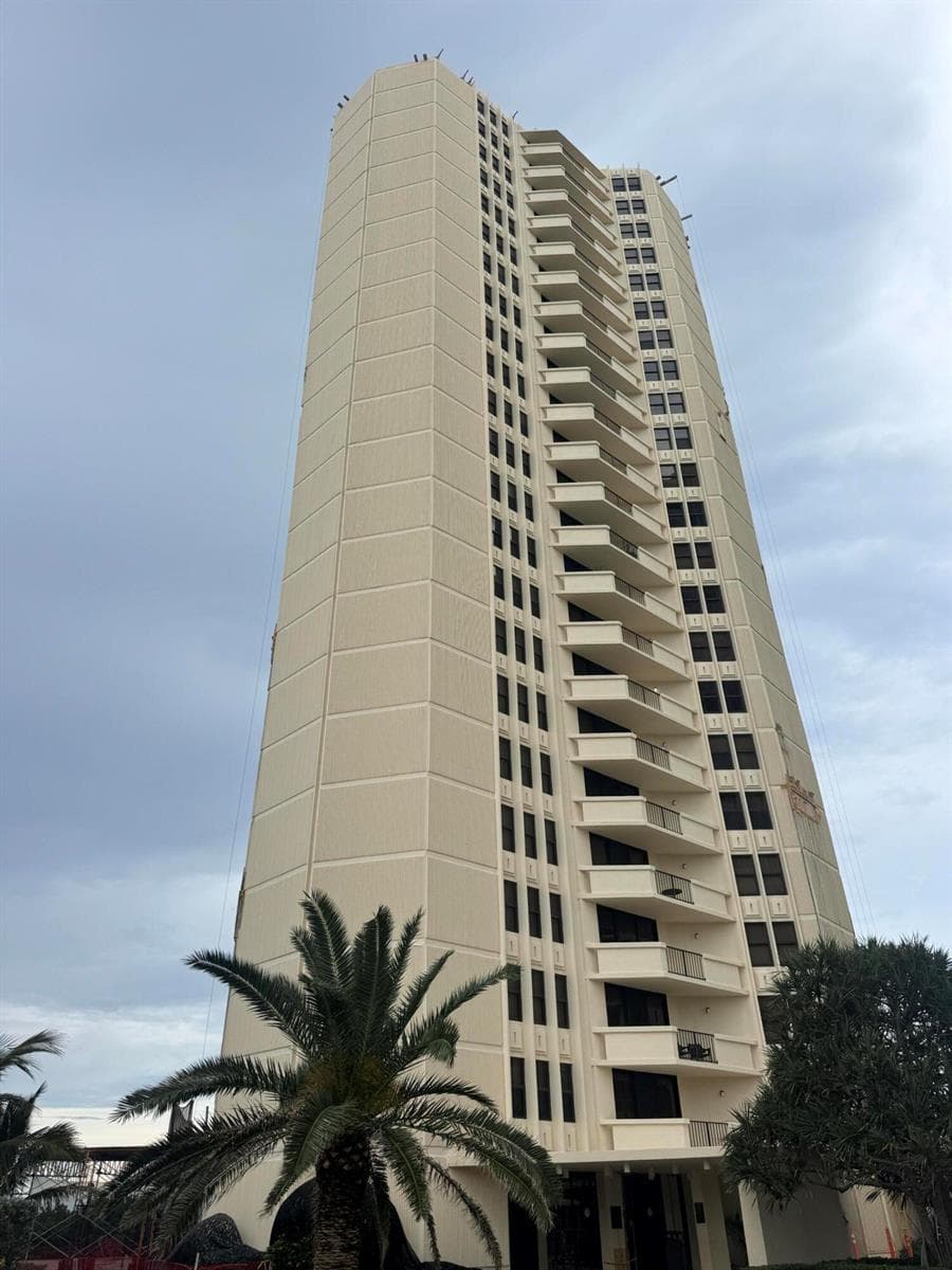 2800 N OCEAN Drive # 22B, Singer Island FL 33404