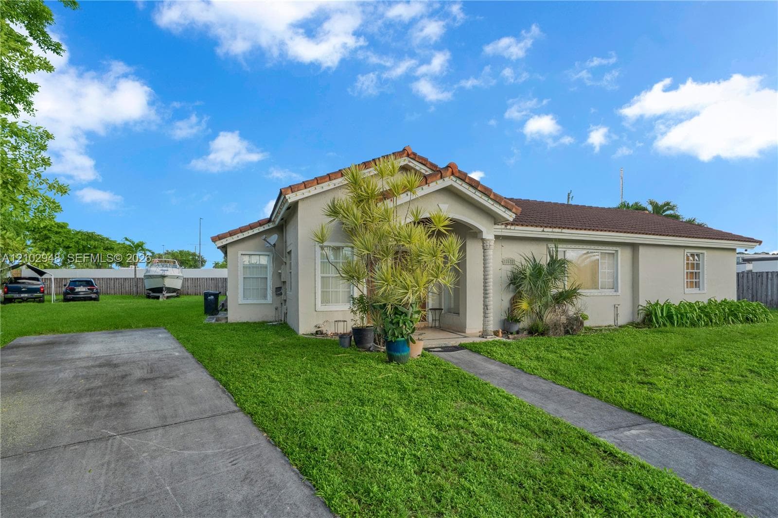 11525 SW 49th Ter, Miami FL 33165