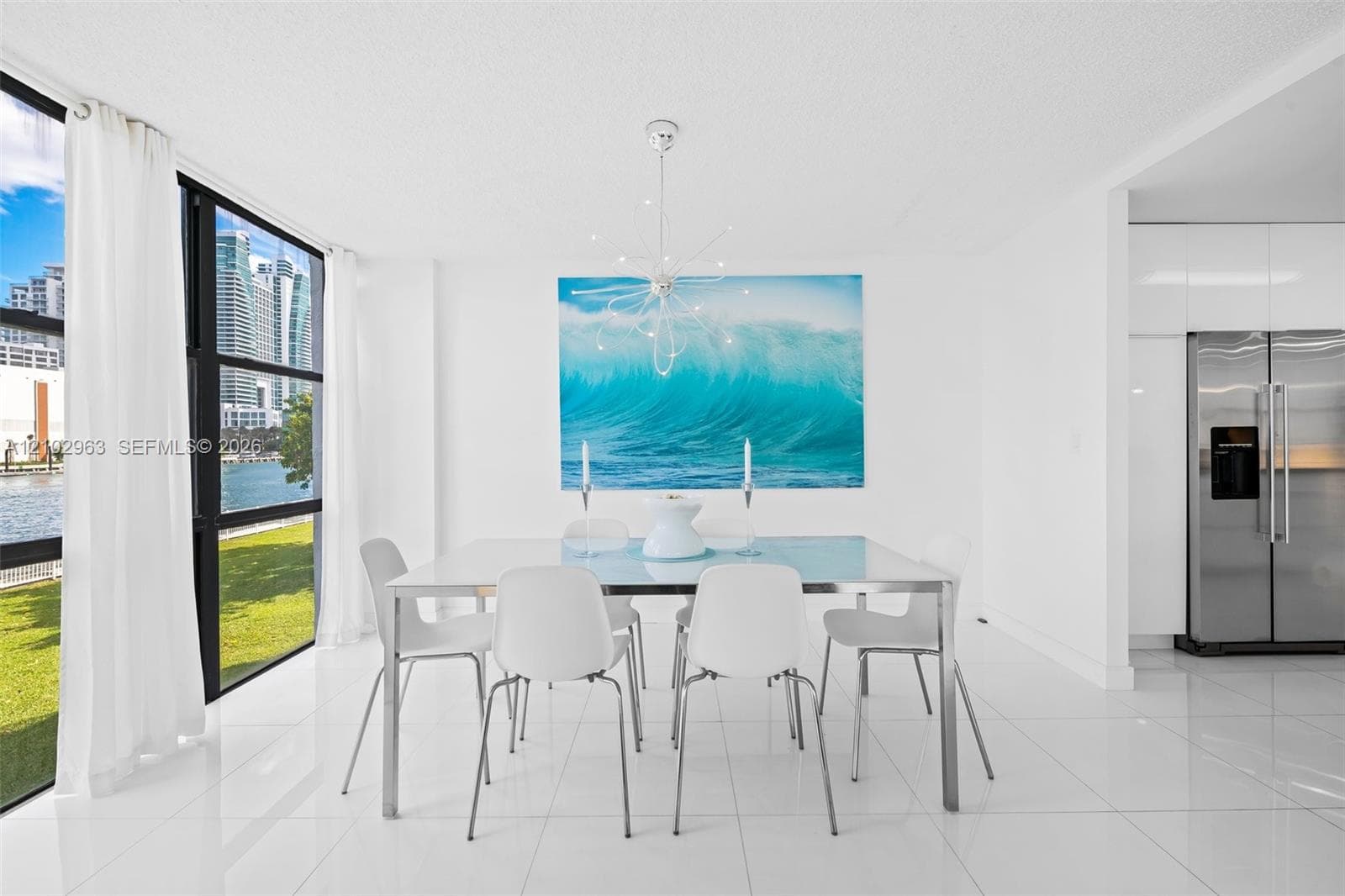 800 Parkview Dr # 221, Hallandale Beach FL 33009