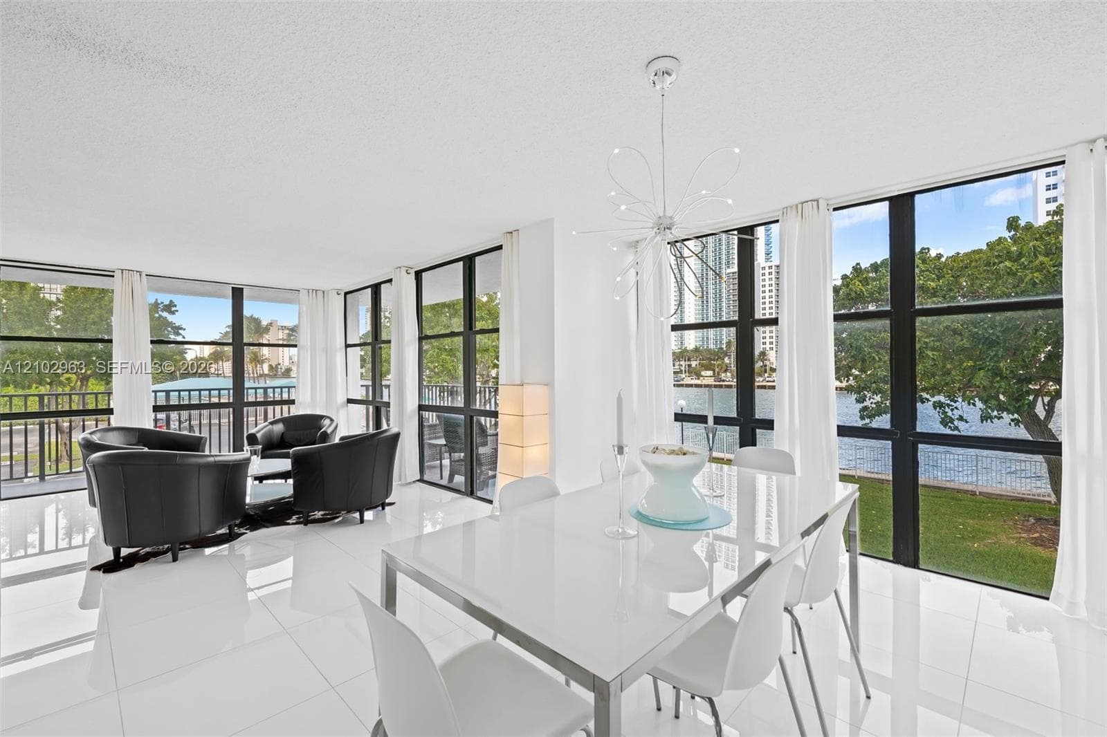 800 Parkview Dr # 221, Hallandale Beach FL 33009