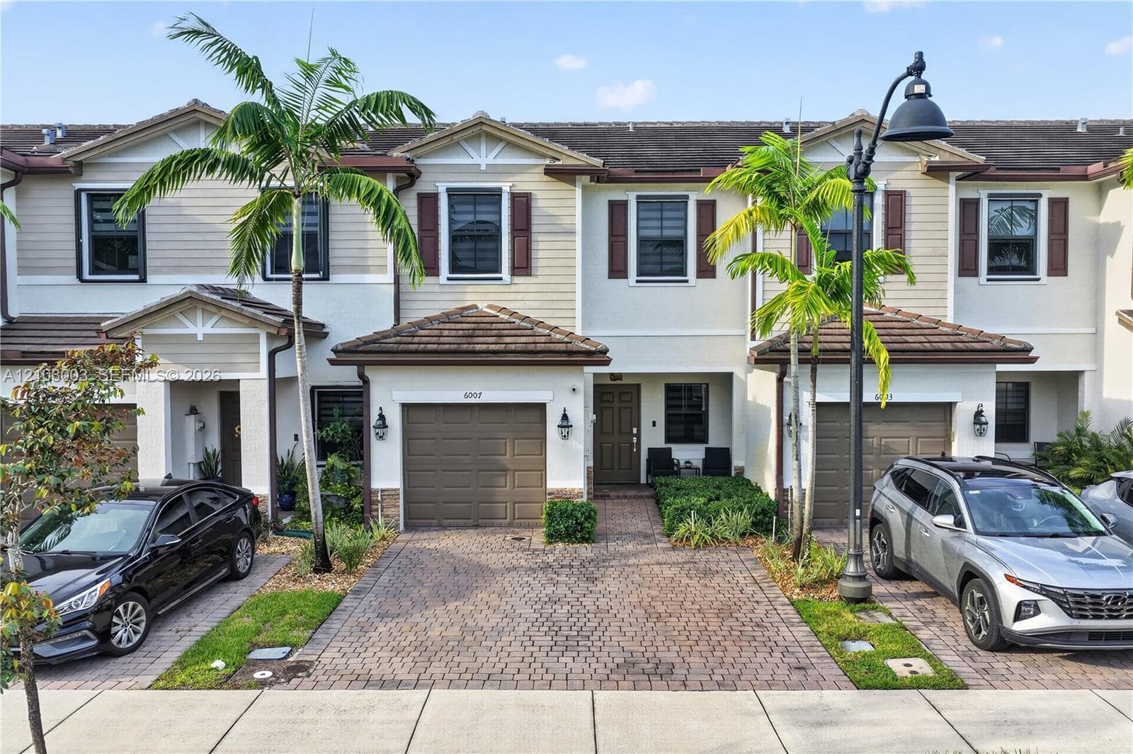 6007 W Paso Fino Pl, Davie FL 33314