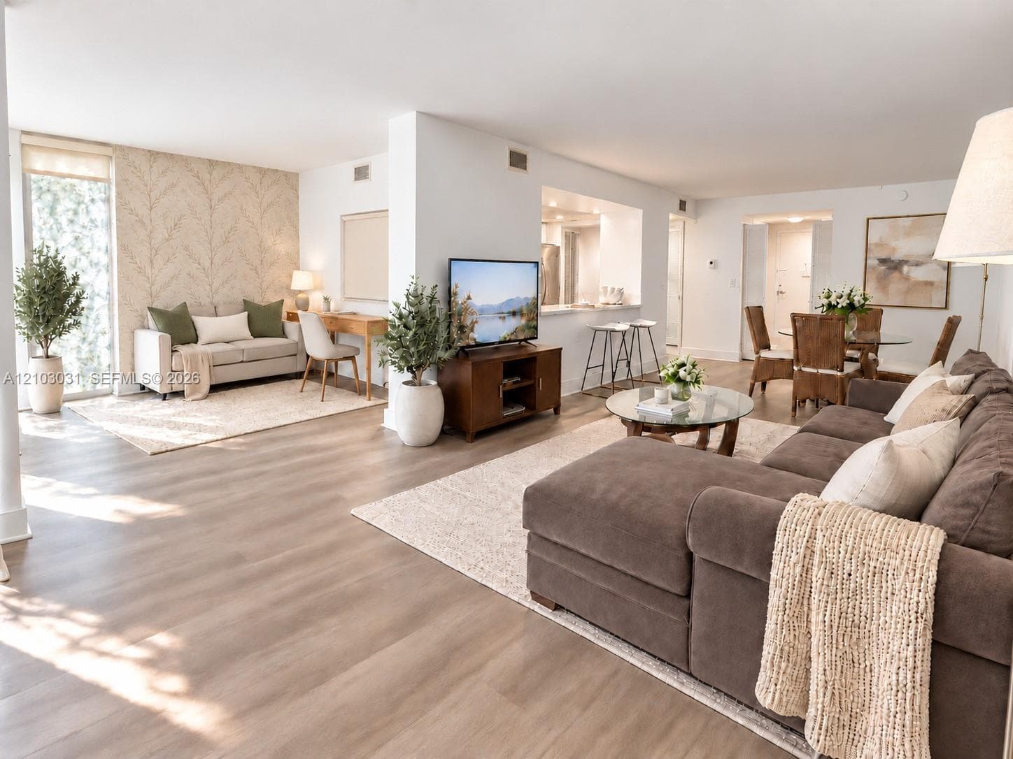 1000 Parkview Dr # 202, Hallandale Beach FL 33009