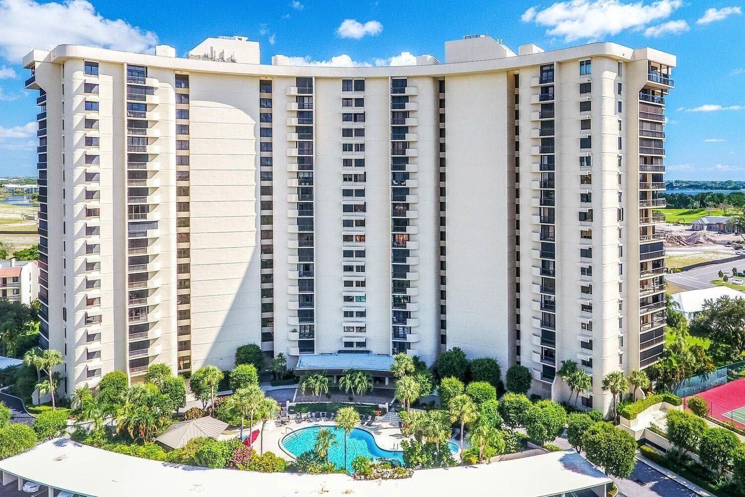 2480 PRESIDENTIAL Way # 903, West Palm Beach FL 33401