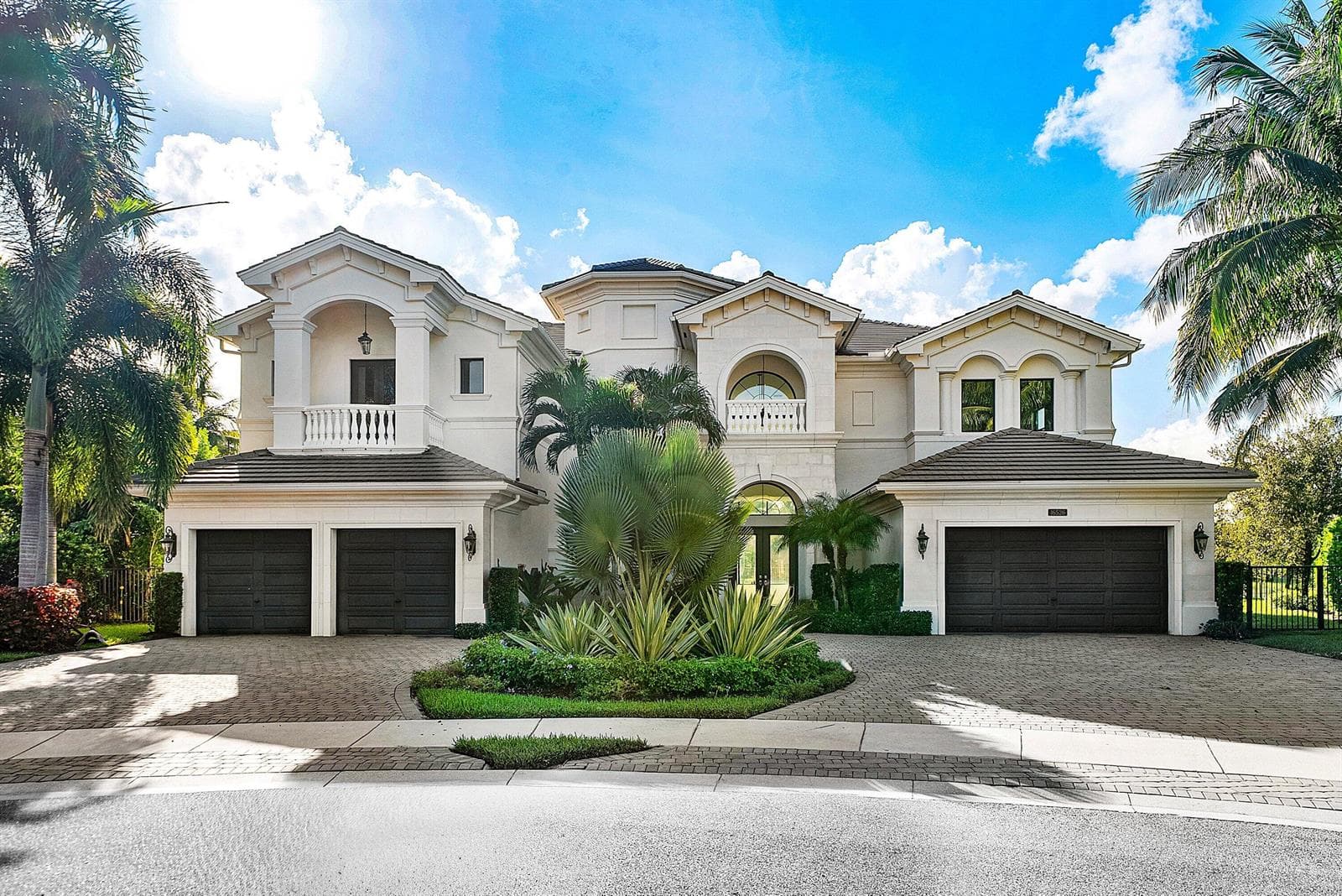 16526 Fleur De Lis Way, Delray Beach FL 33446