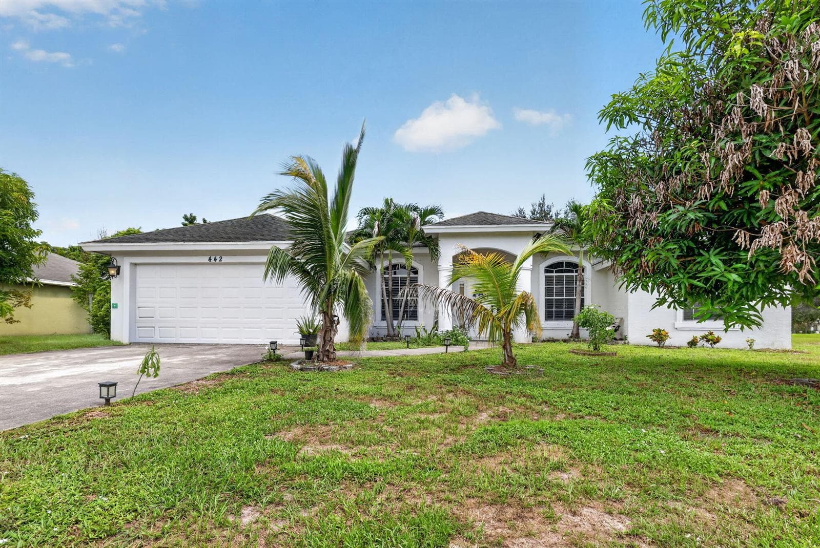 422 SW TULIP Boulevard, Port St. Lucie FL 34953