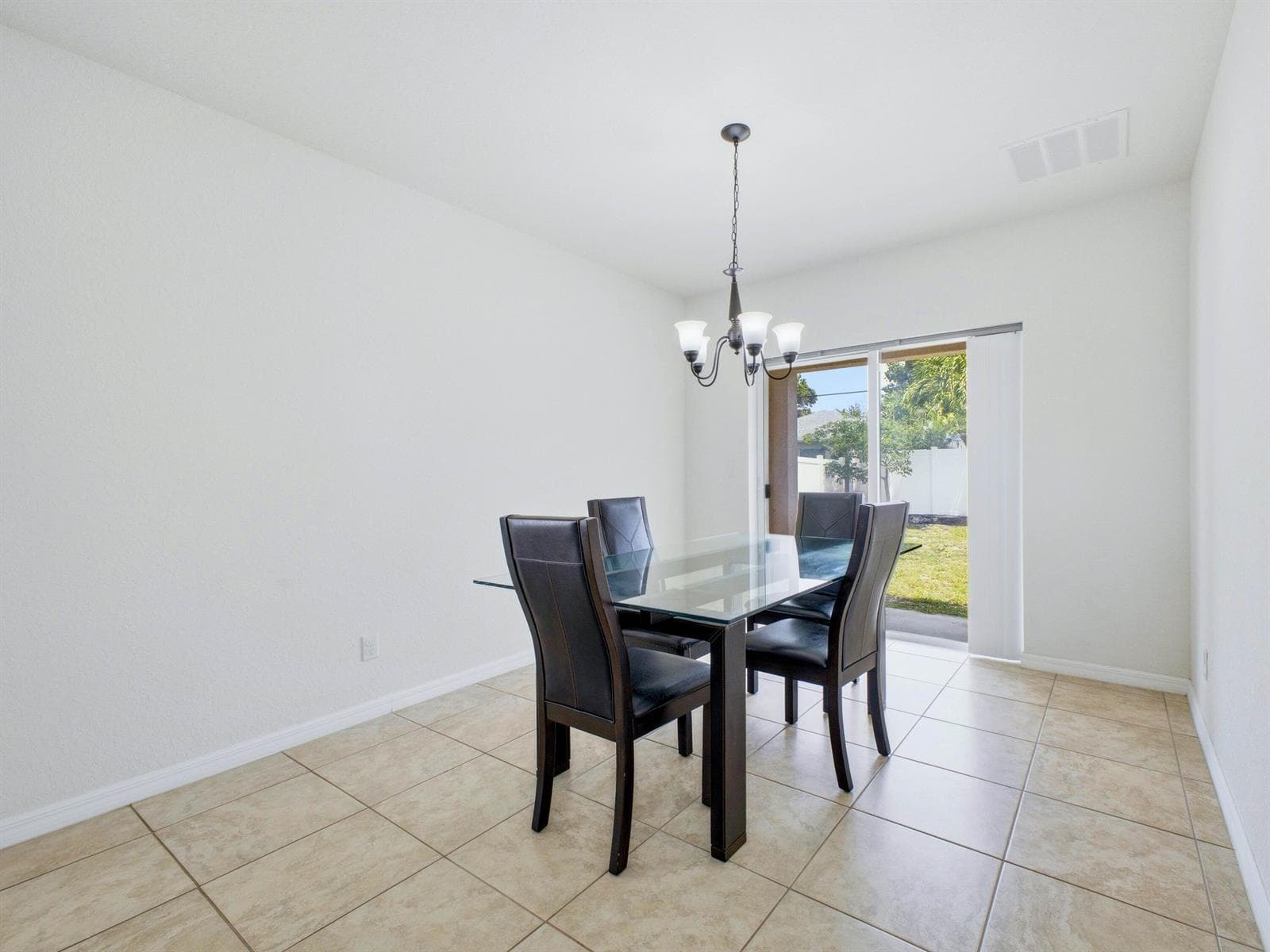 113 SE 3rd Avenue, Boynton Beach FL 33435