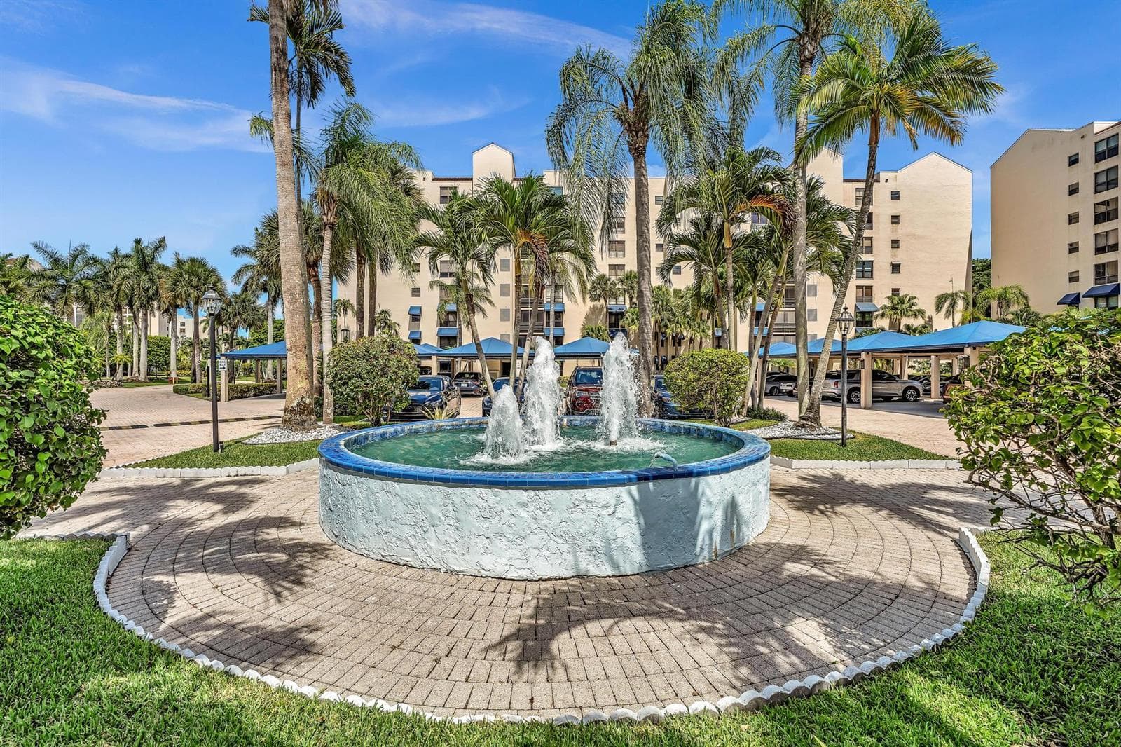7564 REGENCY LAKE Drive # 202, Boca Raton FL 33433