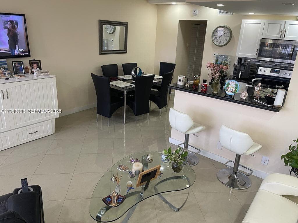 3200 NE 7th Ct # 306C, Pompano Beach FL 33062