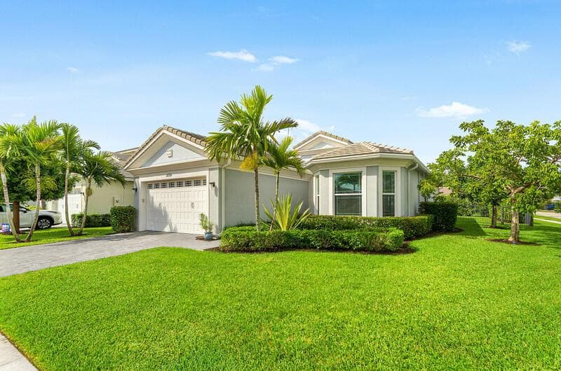 15751 Hummingbird Lane, Westlake FL 33470