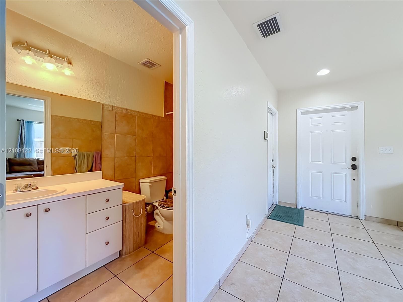 113 NW 28th Ter, Fort Lauderdale FL 33311