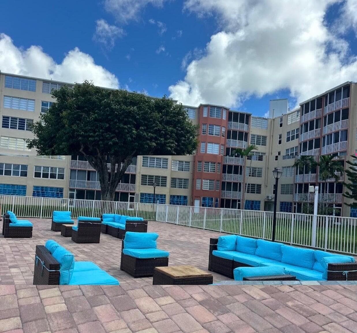 1660 NE 191ST Street # 1, Miami FL 33179