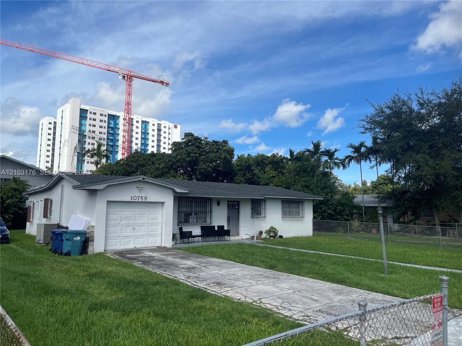 10759 SW 7th St, Sweetwater FL 33174