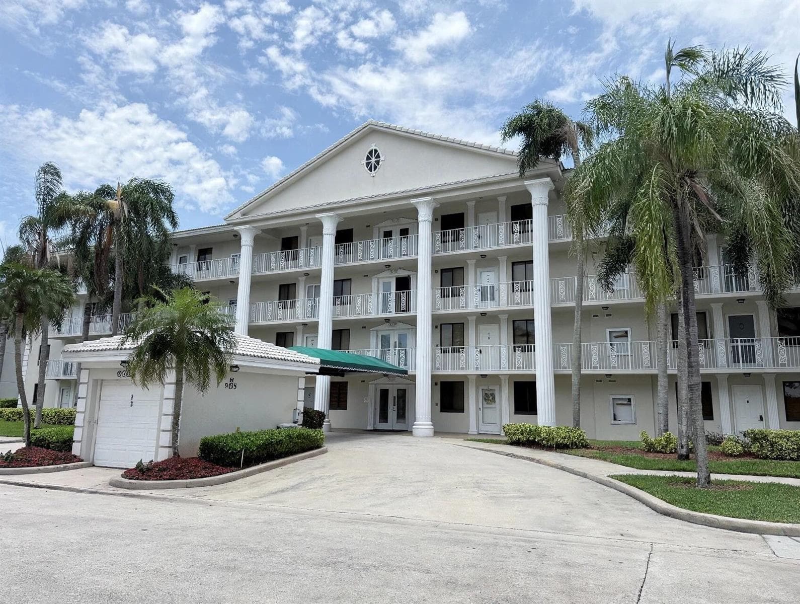 6025 Balboa Circle # 306, Boca Raton FL 33433