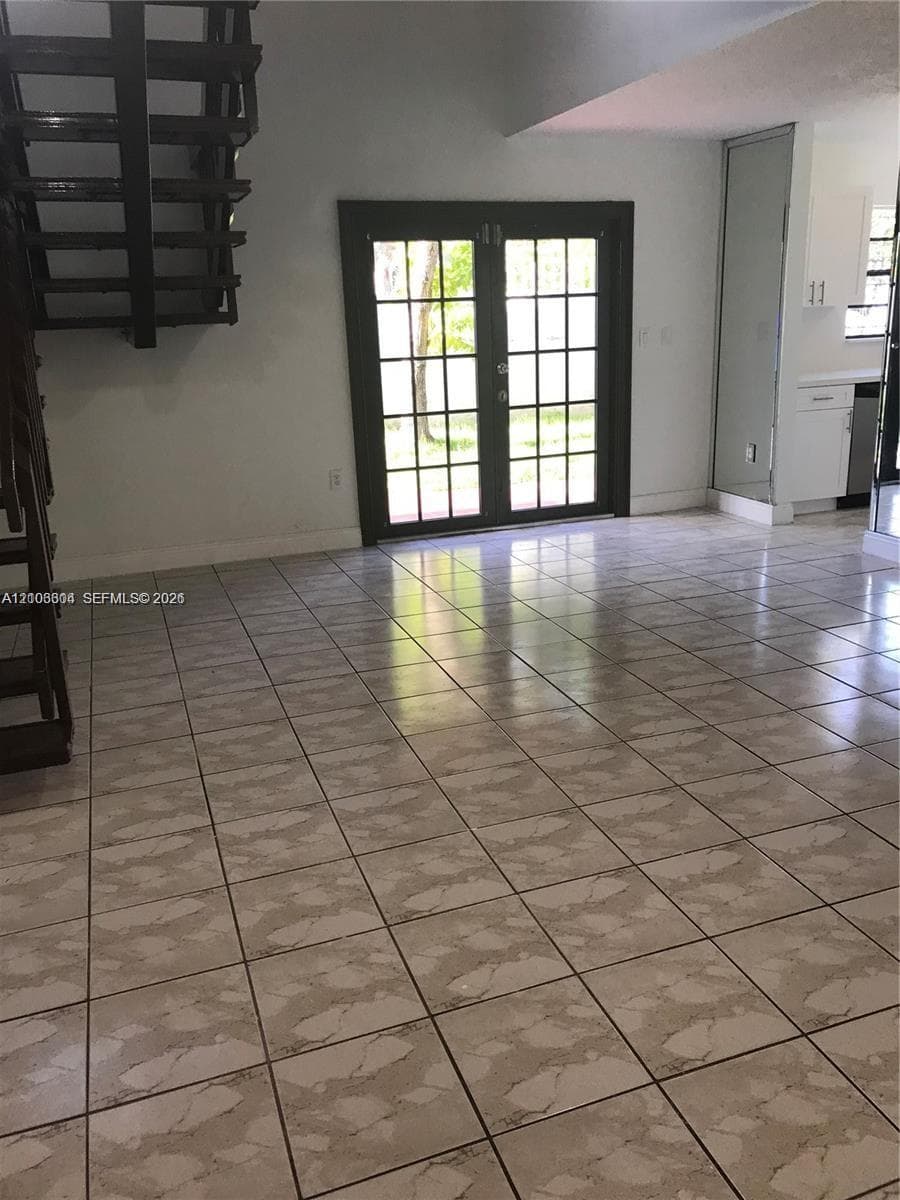 2403 SW 112th Ave, Miami FL 33165