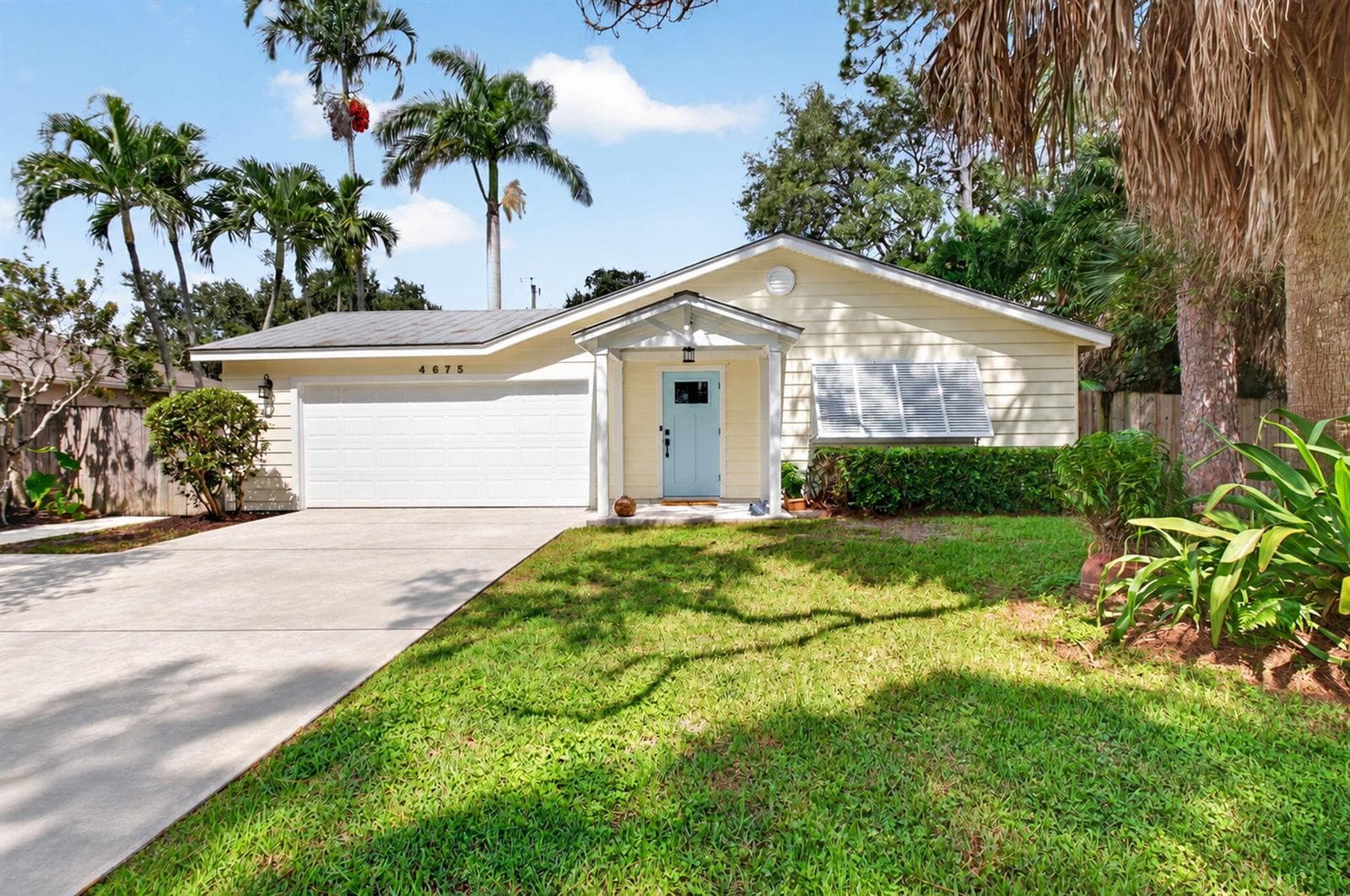 4675 CANAL Drive, Lake Worth FL 33463