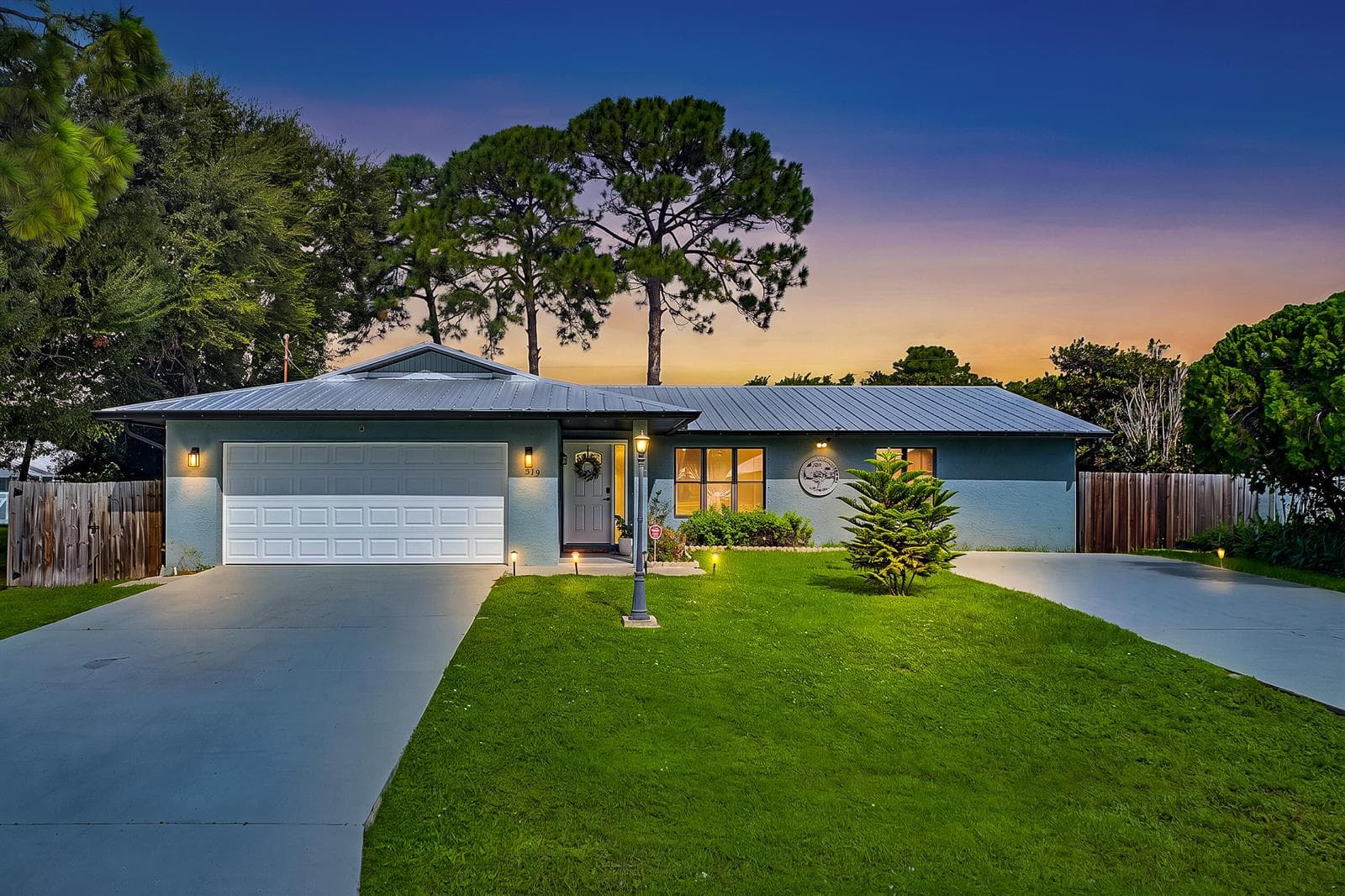 379 SE HUSTED Terrace, Port St. Lucie FL 34983