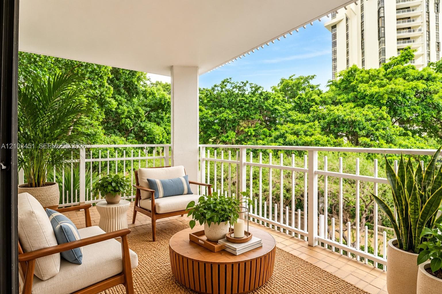 2000 Towerside Ter # 301, Miami FL 33138