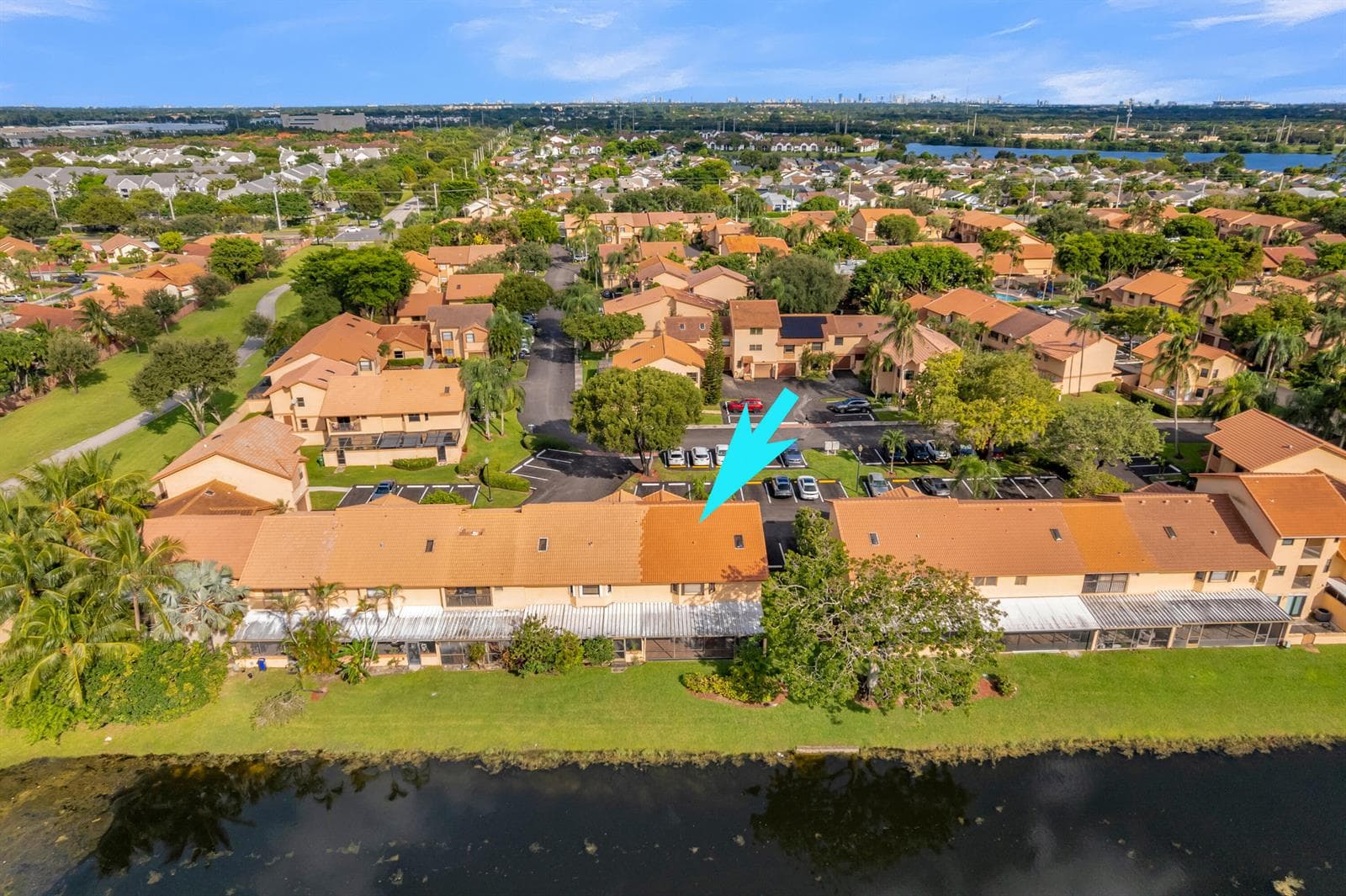 942 SW 113th Terrace, Pembroke Pines FL 33025