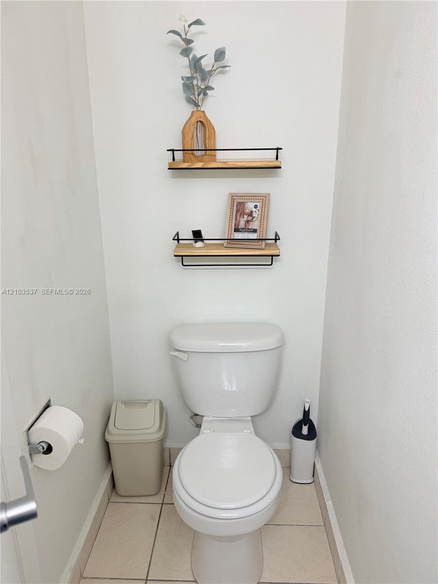 18111 NW 68th Ave # G206, Hialeah FL 33015