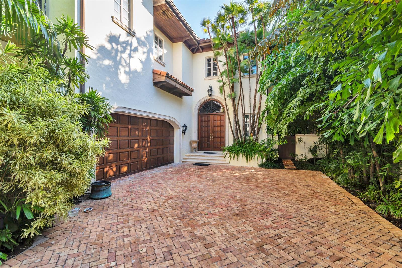 446 Brazilian Avenue, Palm Beach FL 33480