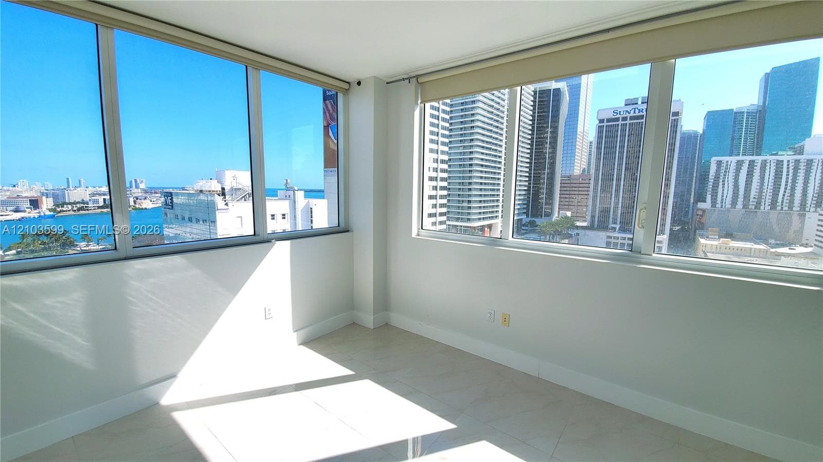 253 NE 2nd St # 1809, Miami FL 33132