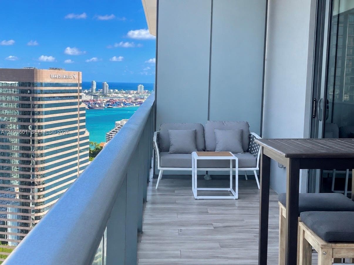 801 S Miami Ave # 4106, Miami FL 33130