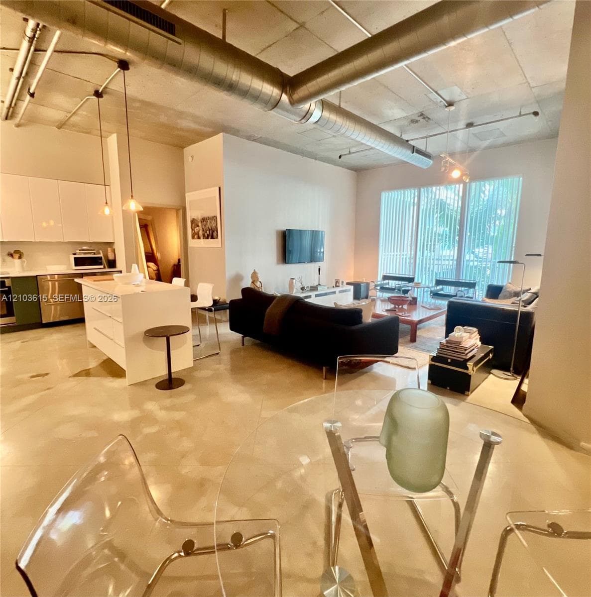 2001 Biscayne Blvd # 2415, Miami FL 33137