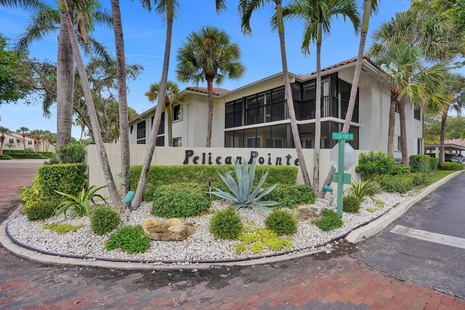 40 Pelican Pointe Drive # 205, Delray Beach FL 33483