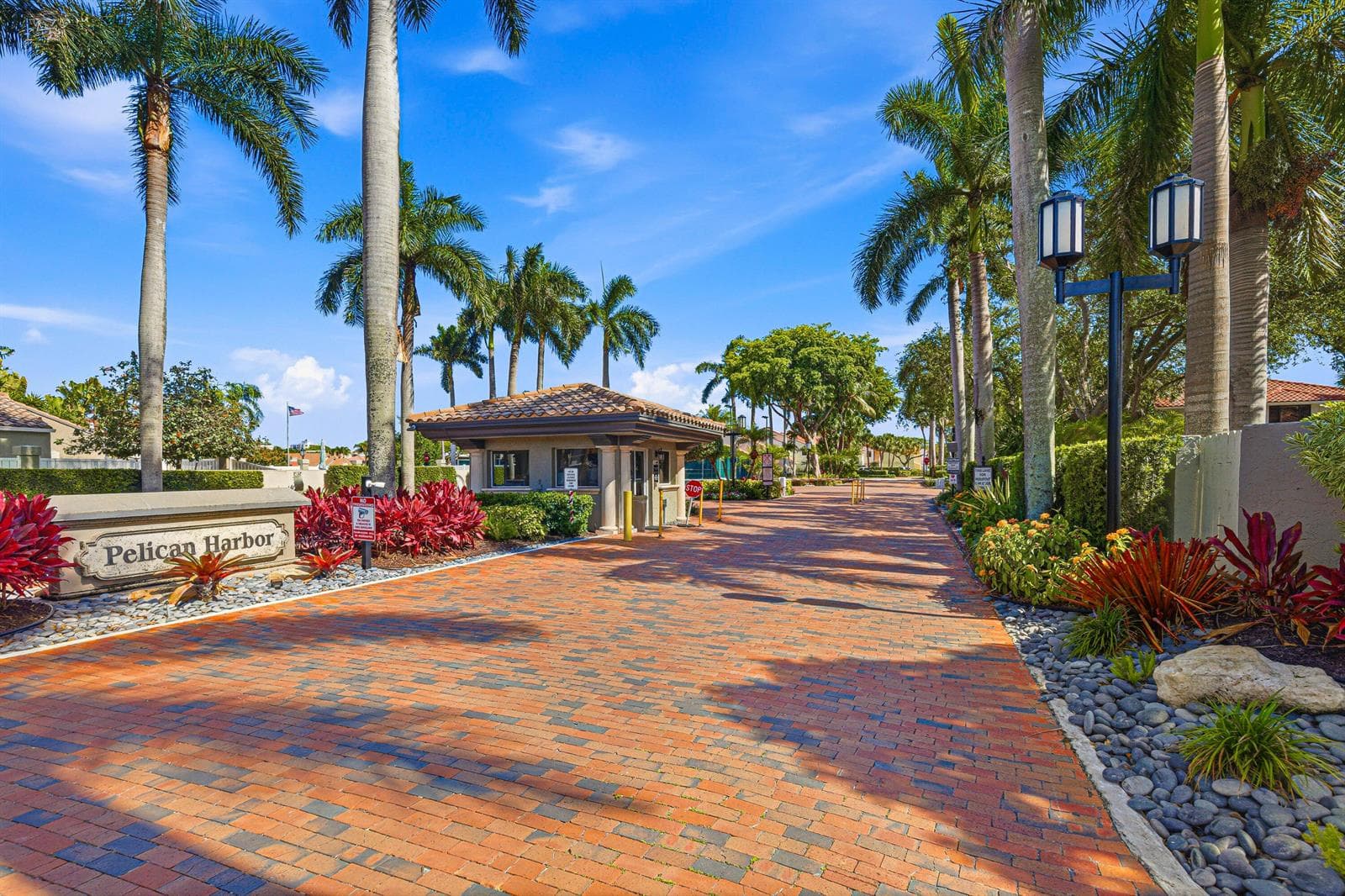 40 Pelican Pointe Drive # 205, Delray Beach FL 33483