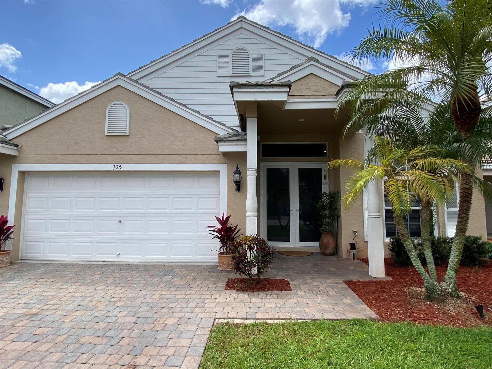 325 Berenger Walk, Royal Palm Beach FL 33414