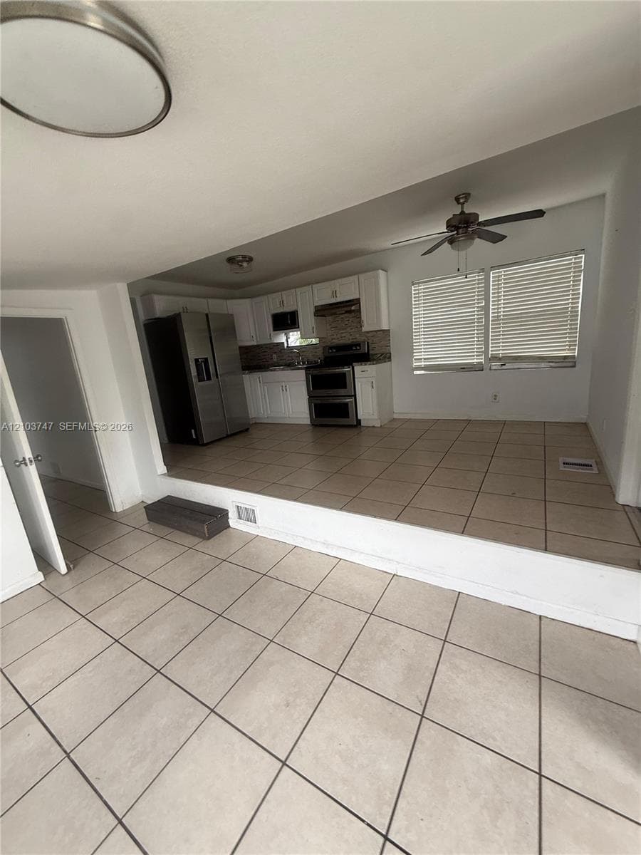 4615 SW 46 Ln, Davie FL 33314
