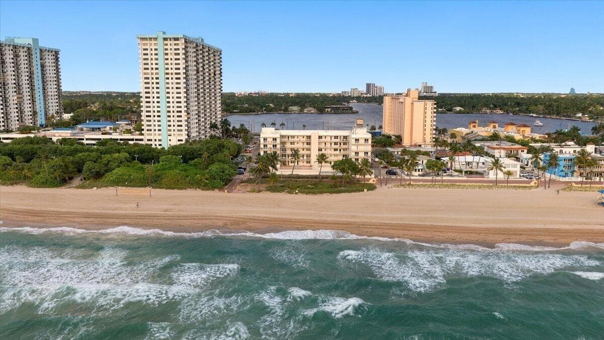 901 S SURF Road # 506, Hollywood FL 33019