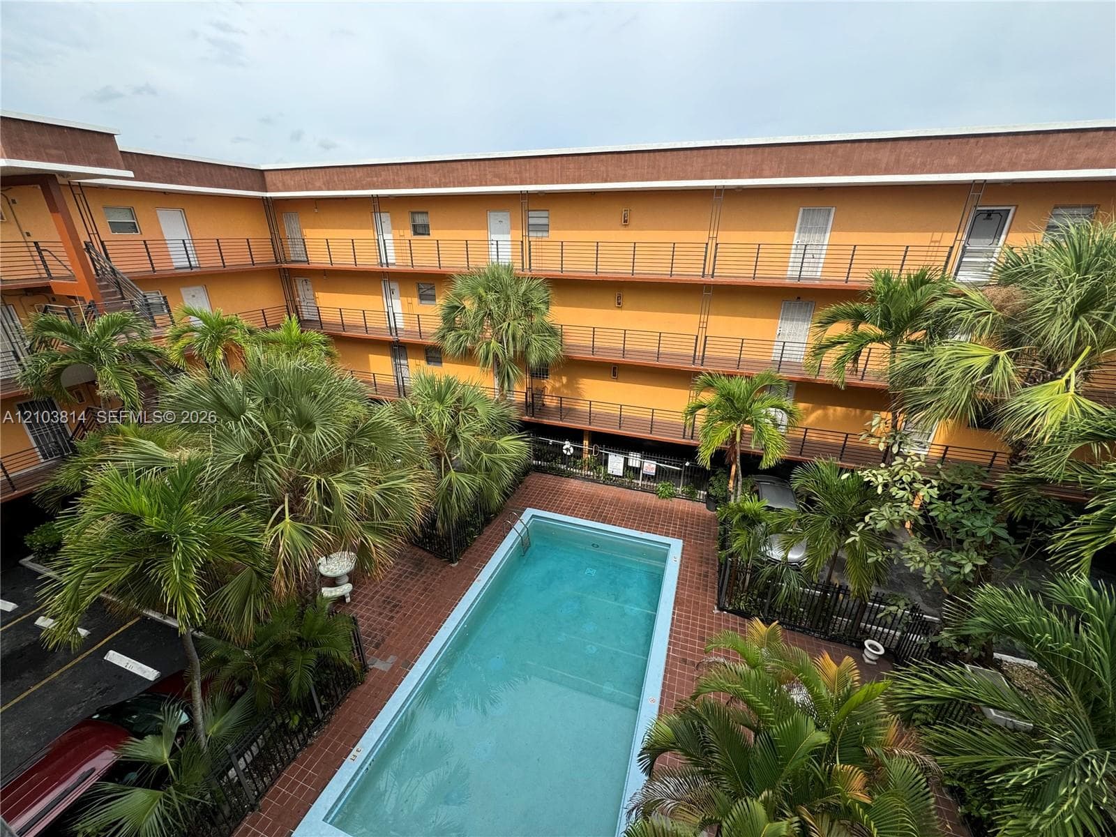 365 NE 125th St # 401, North Miami FL 33161