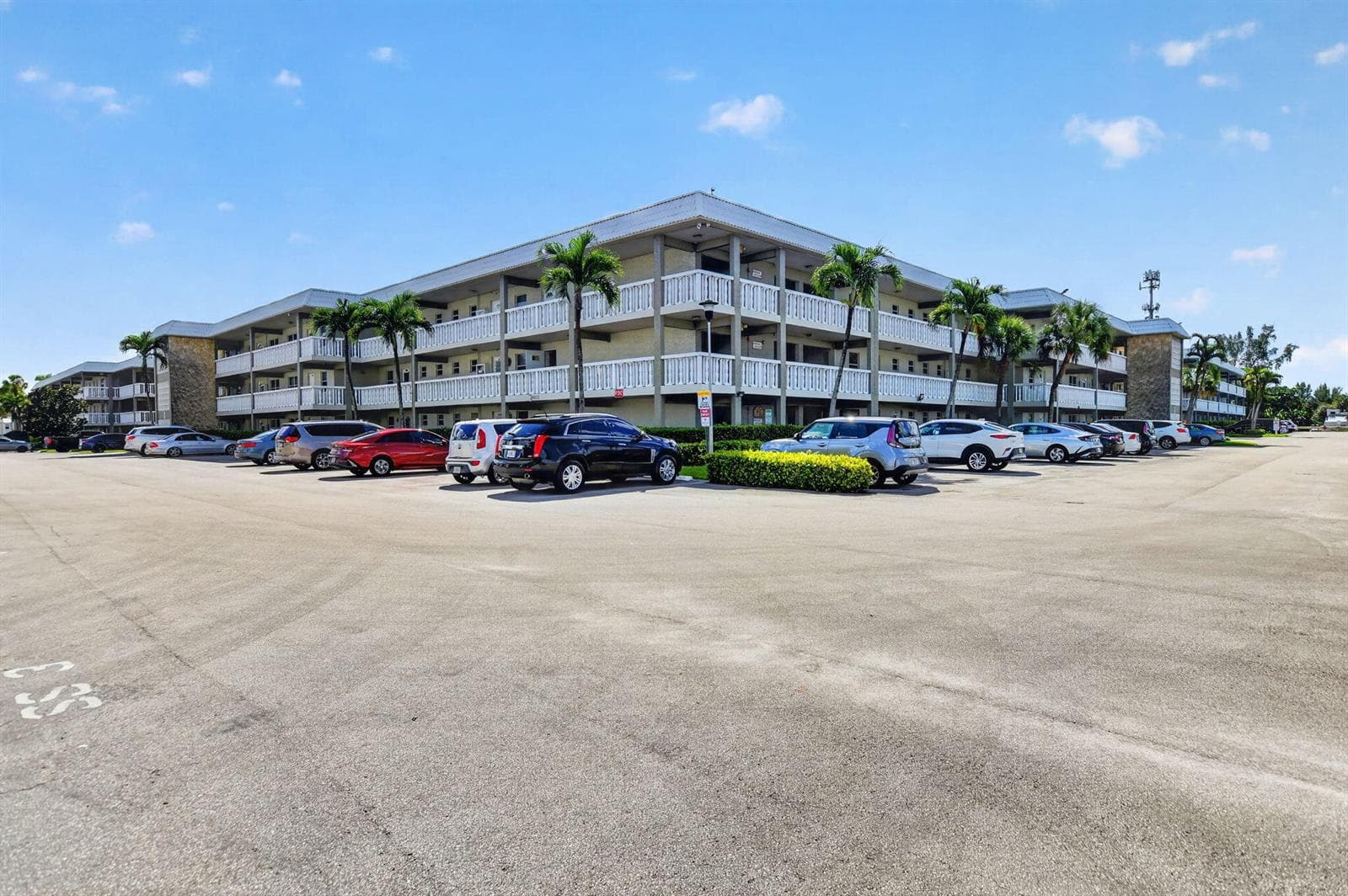 9872 MARINA Boulevard # 1438, Boca Raton FL 33428