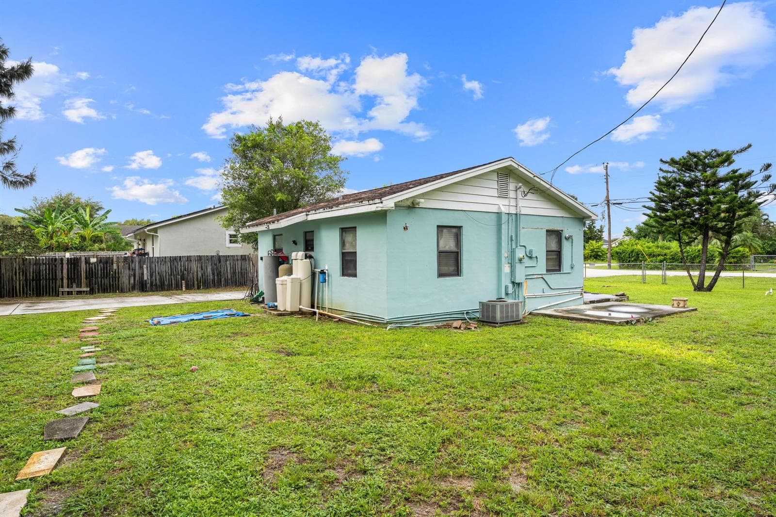 6368 Bishoff Road, West Palm Beach FL 33413