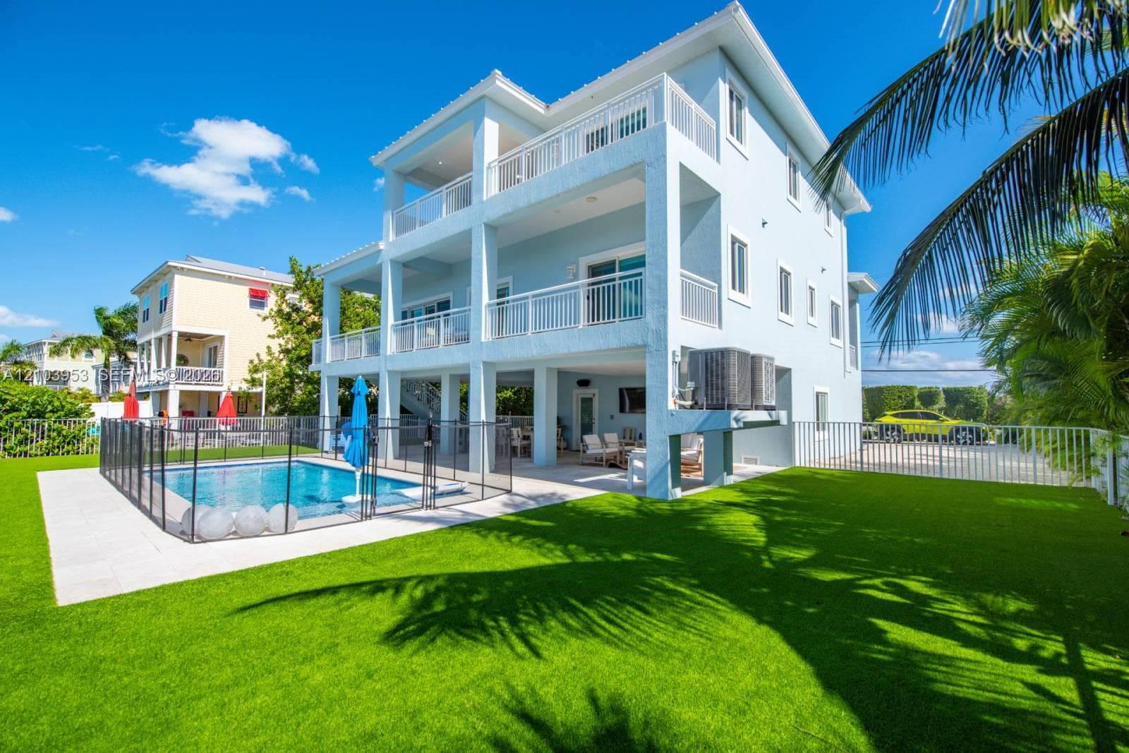 233 Sombrero Beach Rd, Marathon FL 33050