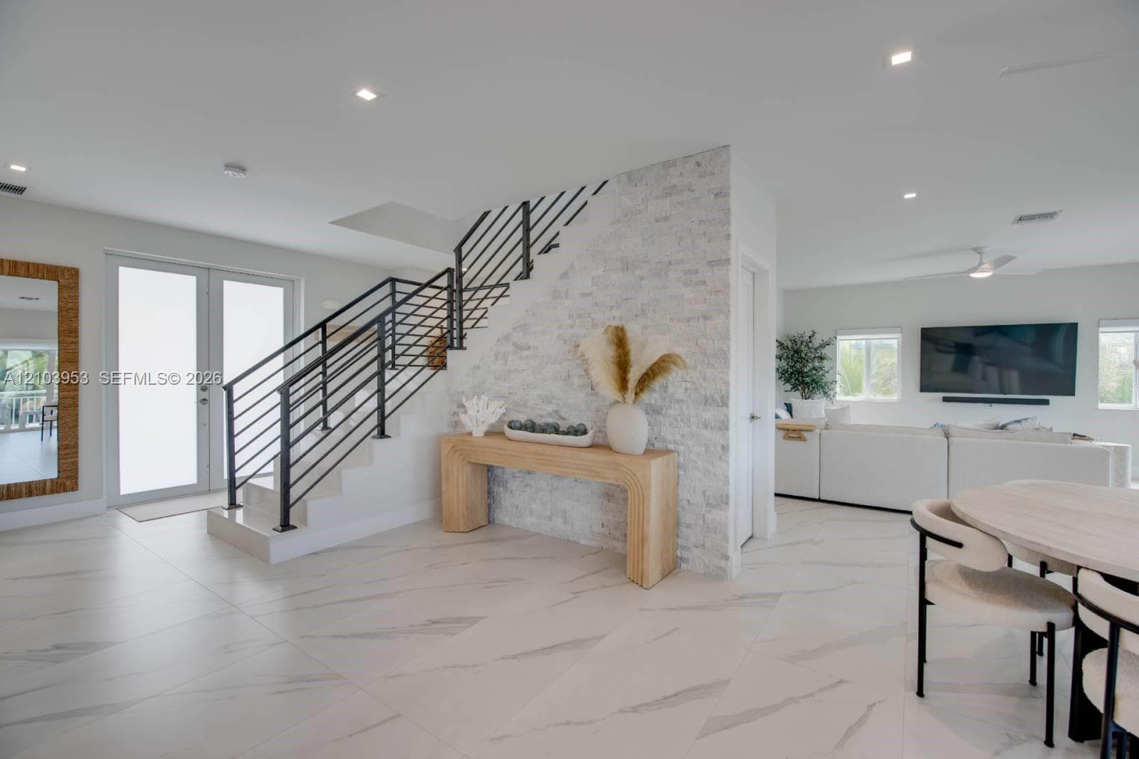 233 Sombrero Beach Rd, Marathon FL 33050